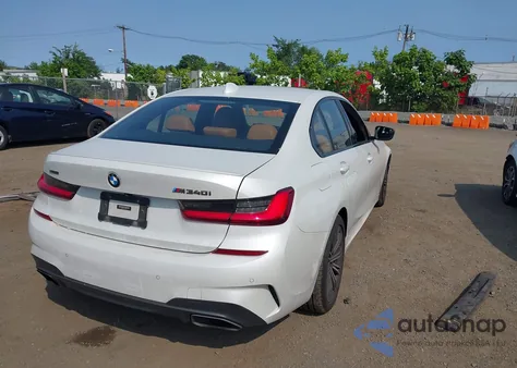 2020 BMW 3 Series M340I xDrive z USA, uszkodzony, nr VIN WBA5U9C01LFH25733